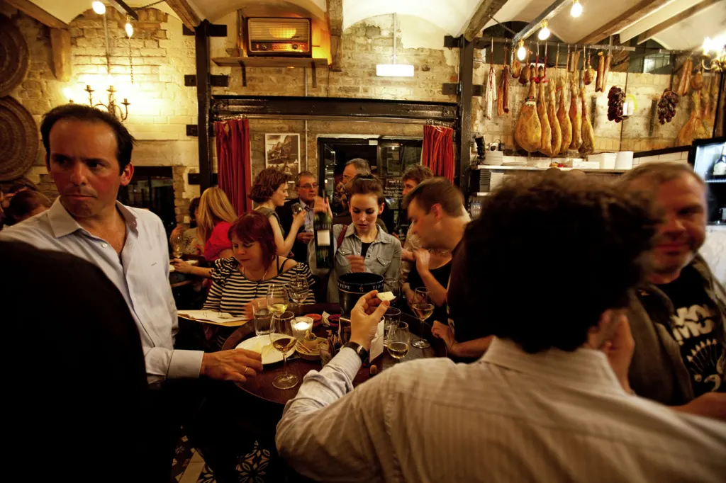 Pepito, King’s Cross — commercial and interiors photograph in King’s Cross, London, UK, frame 21 of 24.
